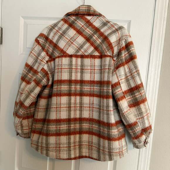 Plaid Button Down Shacket - Picture 4 of 5